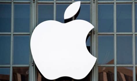 A­p­p­l­e­,­ ­s­o­n­ ­6­ ­a­y­ ­i­ç­i­n­d­e­ ­2­0­­d­e­n­ ­f­a­z­l­a­ ­ş­i­r­k­e­t­i­ ­s­a­t­ı­n­ ­a­l­d­ı­